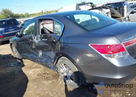 2012 Honda Accord 2.4 Se из США, поврежденный, VIN 1HGCP2F69CA188792